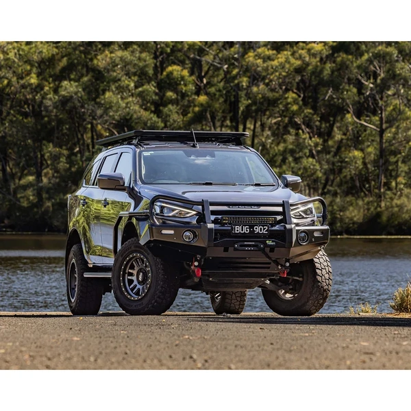 Ironman 4x4 BBCD095 Deluxe Bull Bar