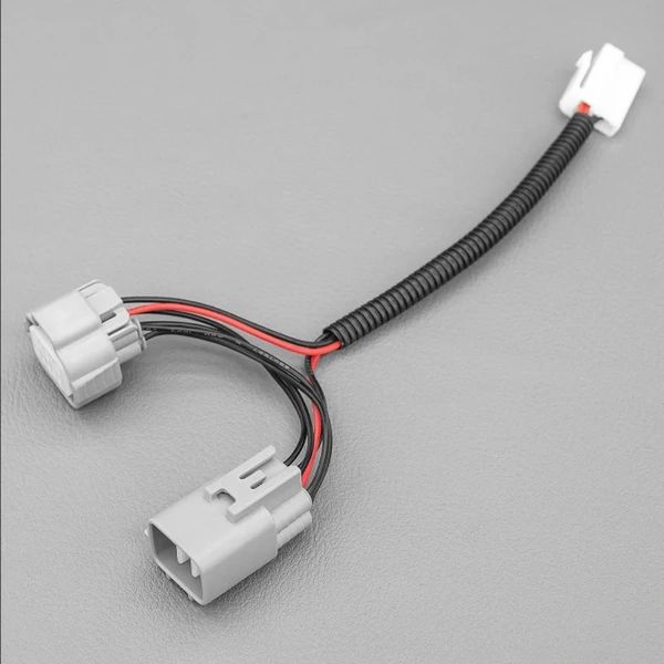 STEDI Piggy Back Adaptor fits Isuzu D-Max/MU-X Upto 08/2020 LED models M-UX-ADAPTER